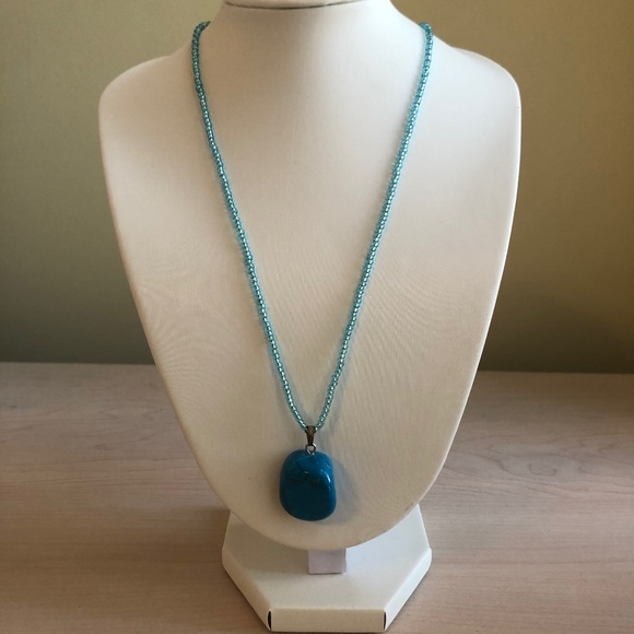 Handmade Apatite Beaded Necklace With Bright Turquoise Blue Pendant - Picture 1 of 2